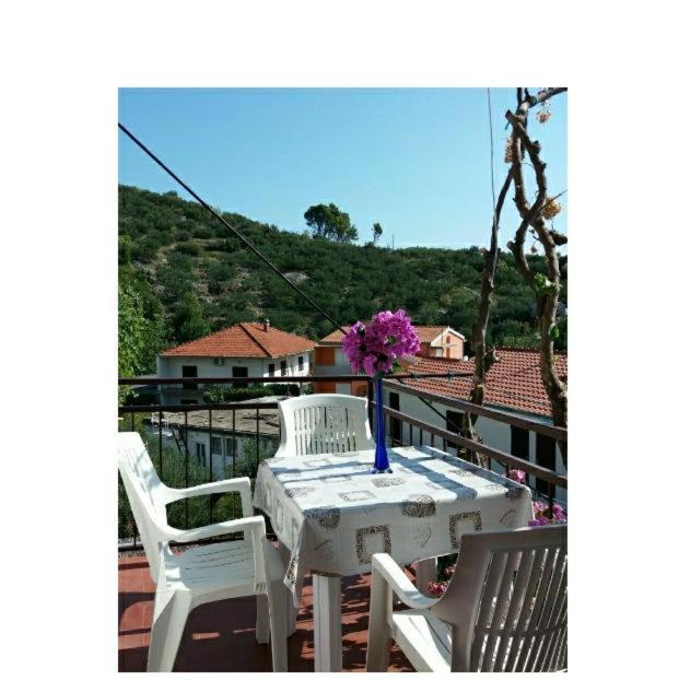 Dvokrevetna Soba S Balkonom I Kuhinjom 1 Apartment Podgora Ngoại thất bức ảnh